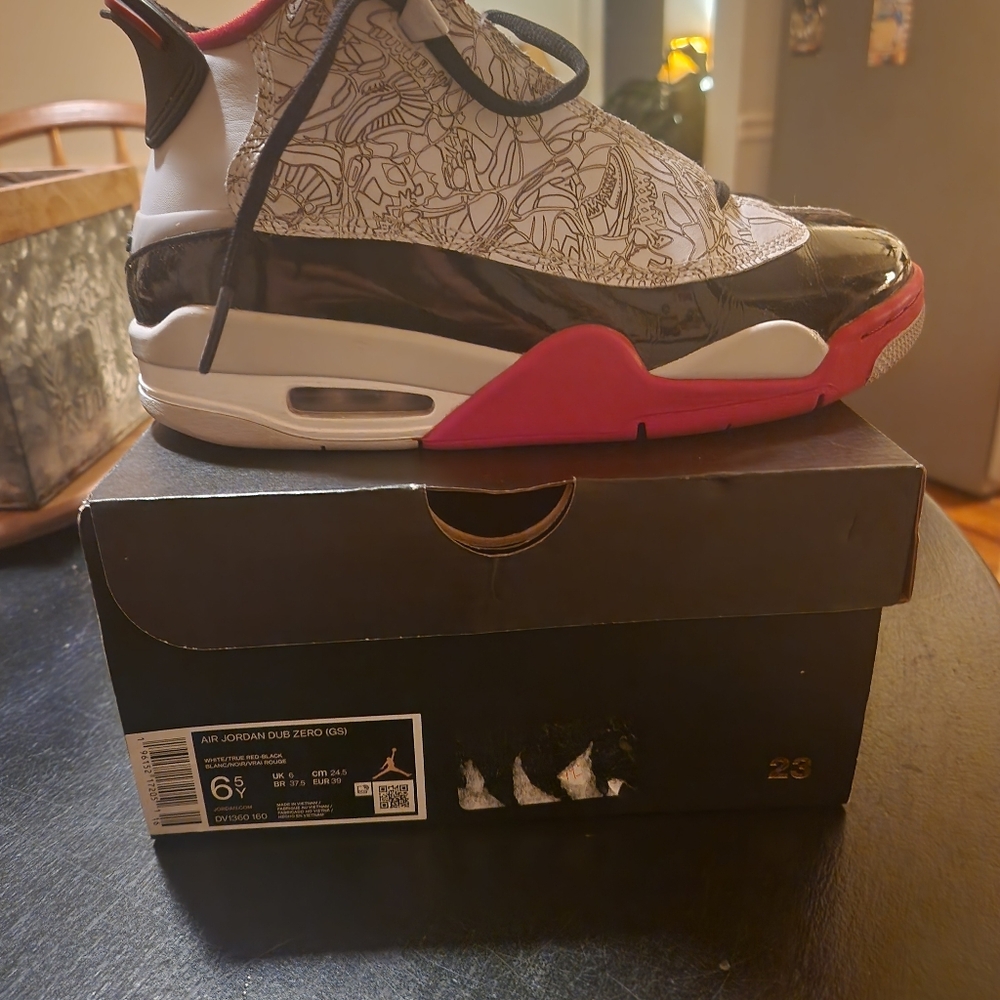 Jordan Black, red and white (artwork) Big kids sneakers! Almost brand new. 6.5Y